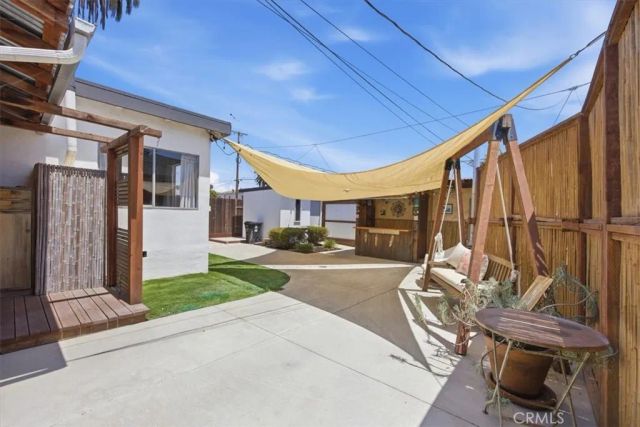 744 Flower Avenue, Venice, CA 90291
