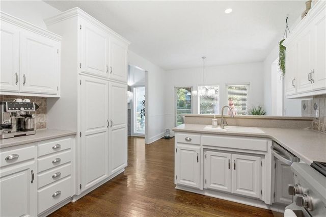 13614 W 129th Terrace, Olathe, KS 66062