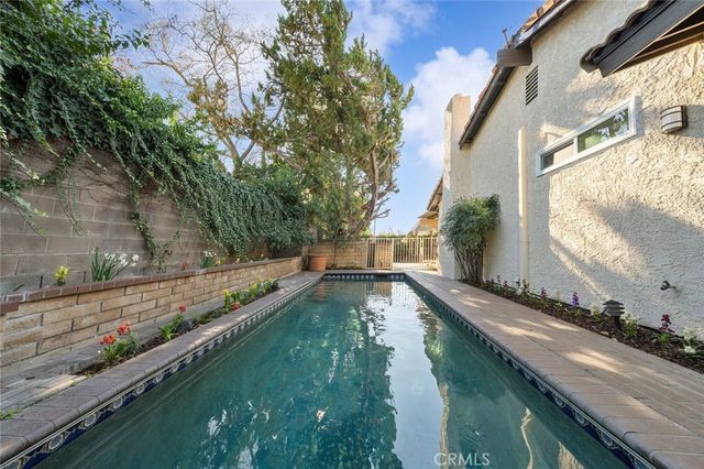 472 Heidelburg, Claremont, CA 91711