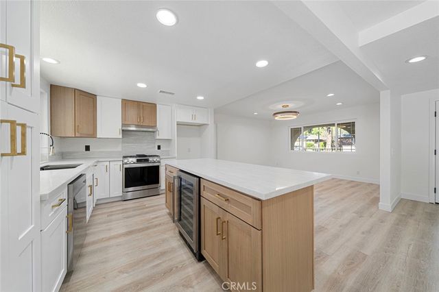 472 Heidelburg, Claremont, CA 91711