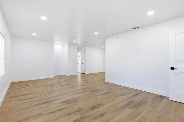 37718 MCMINN AVENUE, Dade City, FL 33525