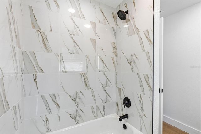 37718 MCMINN AVENUE, Dade City, FL 33525