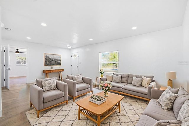 37718 MCMINN AVENUE, Dade City, FL 33525