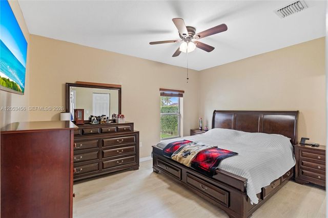 25501 SW 132nd Ave, Homestead, FL 33032