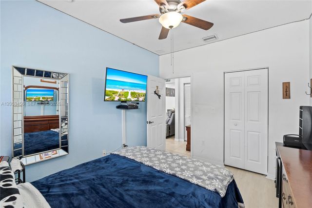 25501 SW 132nd Ave, Homestead, FL 33032