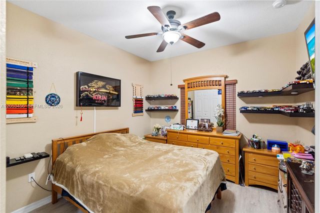 25501 SW 132nd Ave, Homestead, FL 33032