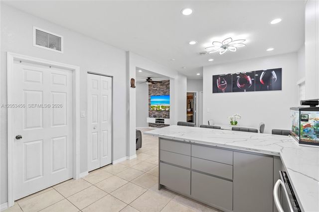 25501 SW 132nd Ave, Homestead, FL 33032