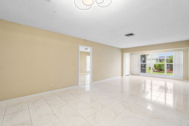 1641 NW 19th Terrace 46-a, Delray Beach, FL 33445