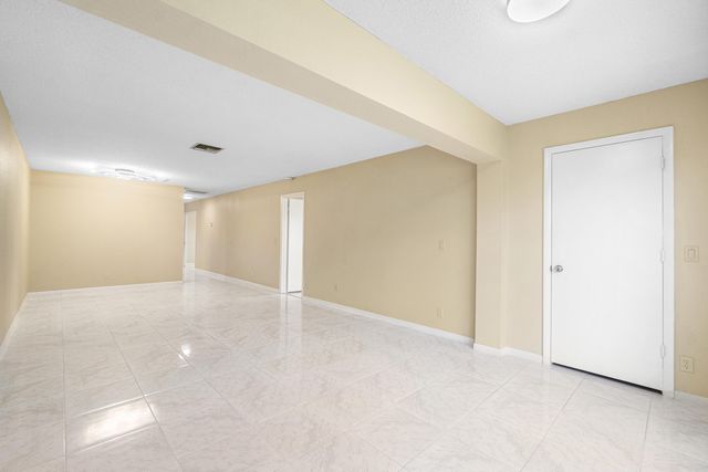 1641 NW 19th Terrace 46-a, Delray Beach, FL 33445