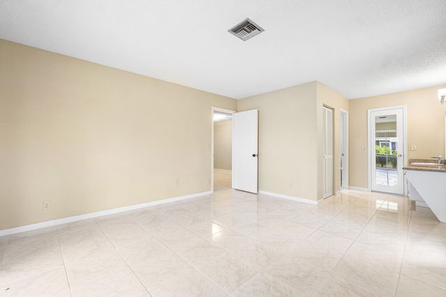1641 NW 19th Terrace 46-a, Delray Beach, FL 33445