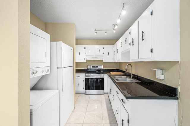 1641 NW 19th Terrace 46-a, Delray Beach, FL 33445