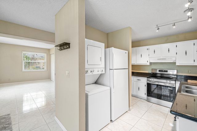 1641 NW 19th Terrace 46-a, Delray Beach, FL 33445