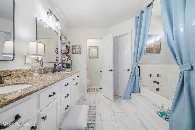 3405 N 7th Street, Ocean Springs, MS 39564