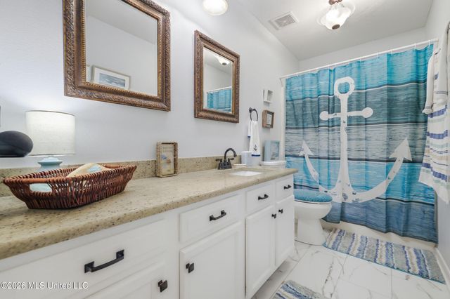 3405 N 7th Street, Ocean Springs, MS 39564