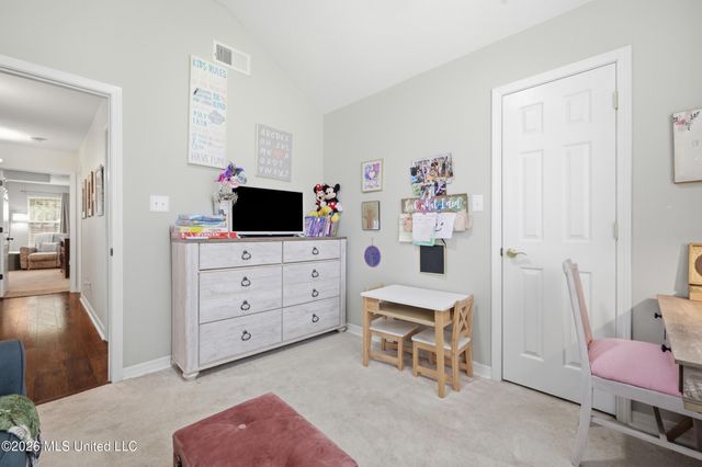 3405 N 7th Street, Ocean Springs, MS 39564
