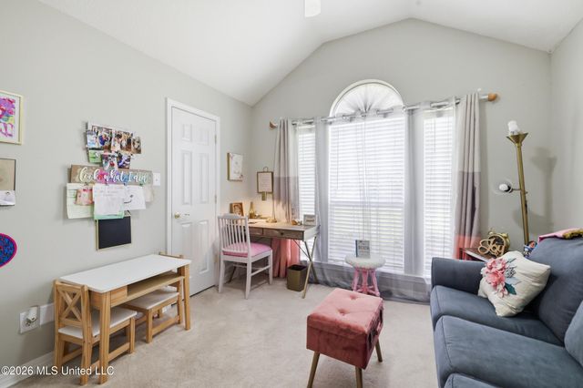 3405 N 7th Street, Ocean Springs, MS 39564