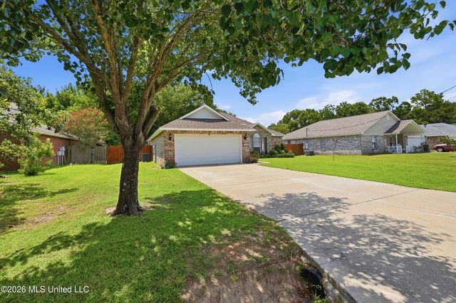 3405 N 7th Street, Ocean Springs, MS 39564
