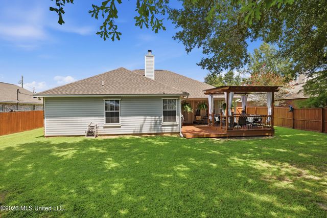 3405 N 7th Street, Ocean Springs, MS 39564