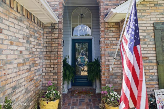 3405 N 7th Street, Ocean Springs, MS 39564