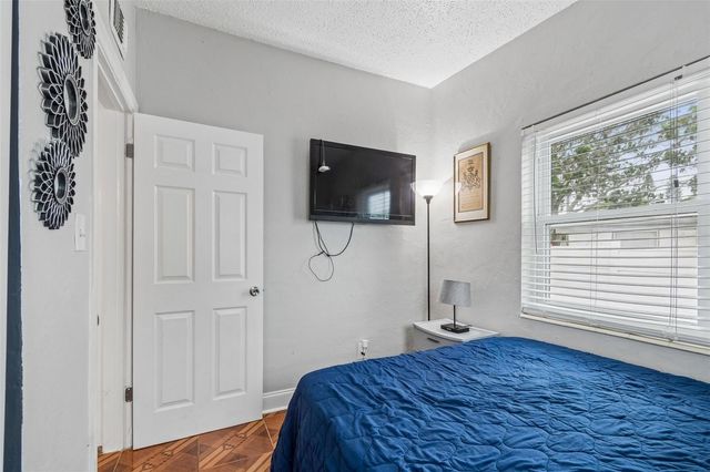 4479 PORPOISE DRIVE SE, St Petersburg, FL 33705