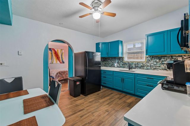 4479 PORPOISE DRIVE SE, St Petersburg, FL 33705