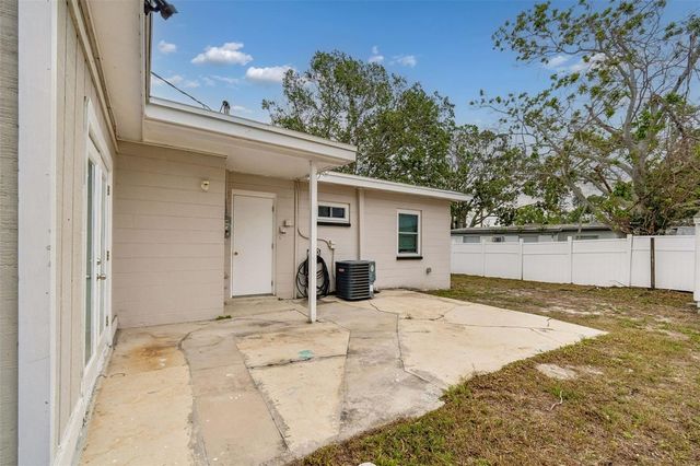 4479 PORPOISE DRIVE SE, St Petersburg, FL 33705