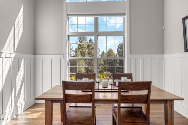 3193 NW Colonial Drive, Bend, OR 97703