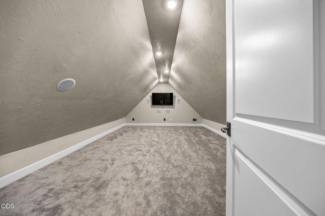 3193 NW Colonial Drive, Bend, OR 97703