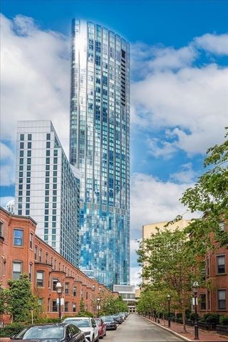 1 Dalton St 4705, Boston, MA 02199