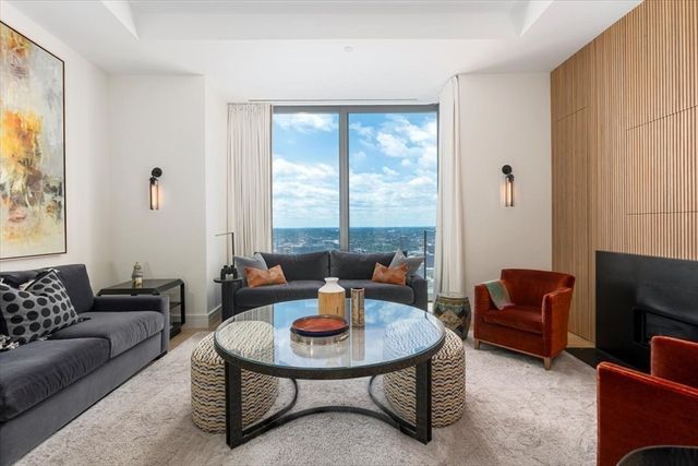 1 Dalton St 4705, Boston, MA 02199