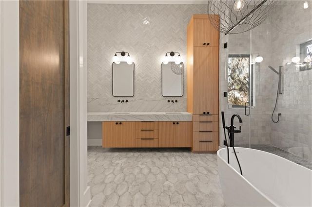 126 Point Lane, St Simons Island, GA 31522