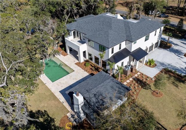 126 Point Lane, St Simons Island, GA 31522