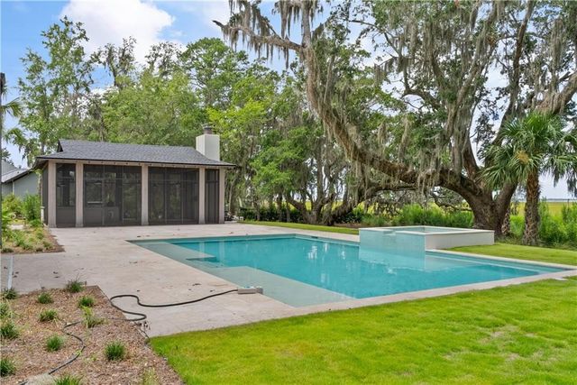 126 Point Lane, St Simons Island, GA 31522
