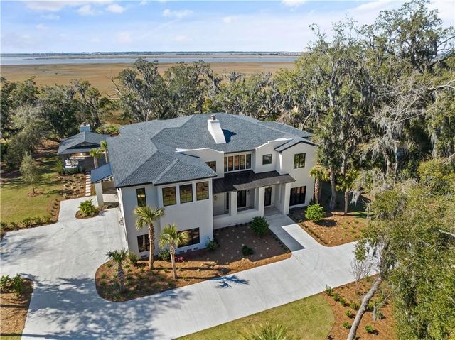 126 Point Lane, St Simons Island, GA 31522