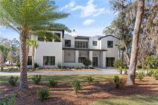 126 Point Lane, St Simons Island, GA 31522