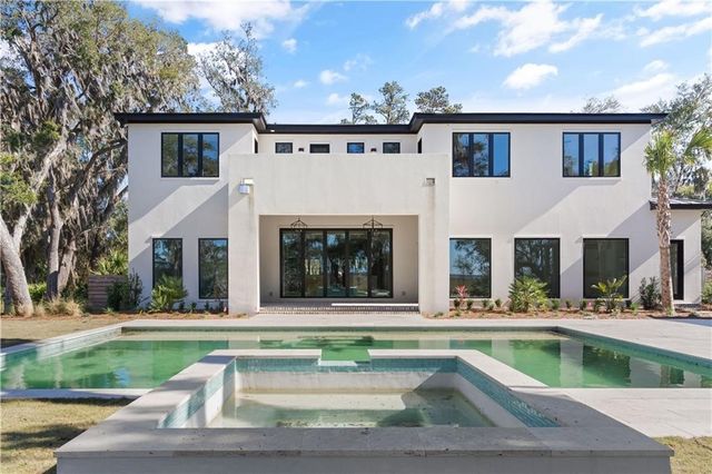 126 Point Lane, St Simons Island, GA 31522