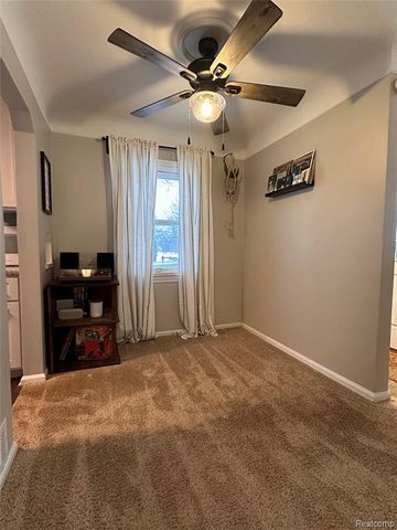 2082 Kohler Street, Waterford, MI 48329