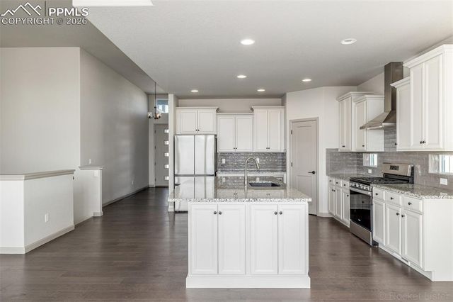 10472 Finn Drive, Colorado Springs, CO 80924