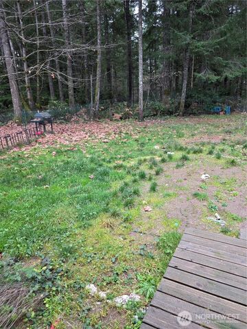 1104 E Alderwood Road, Belfair, WA 98528