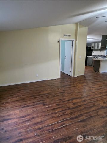 1104 E Alderwood Road, Belfair, WA 98528