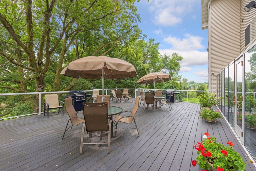 1321 Lake Drive W 123, Chanhassen, MN 55317 — photo 3