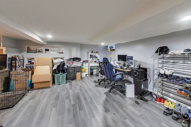 5935 W Henderson Street, Chicago, IL 60634