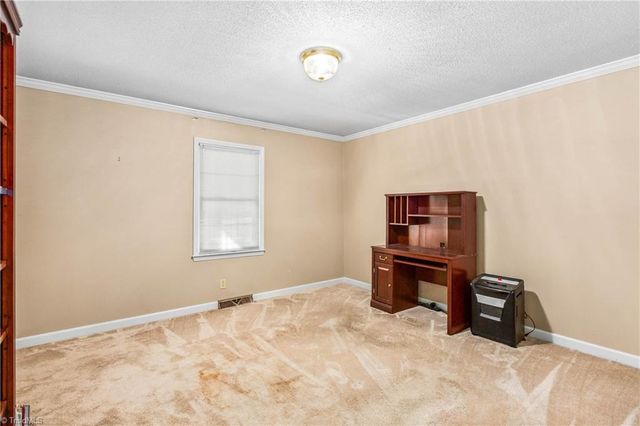 1837 Turfwood Drive, Pfafftown, NC 27040