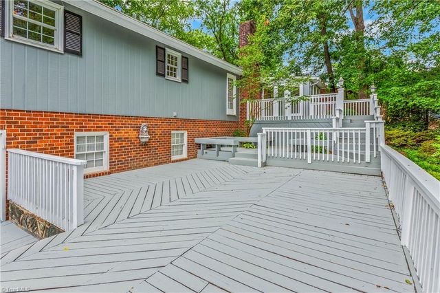 1837 Turfwood Drive, Pfafftown, NC 27040