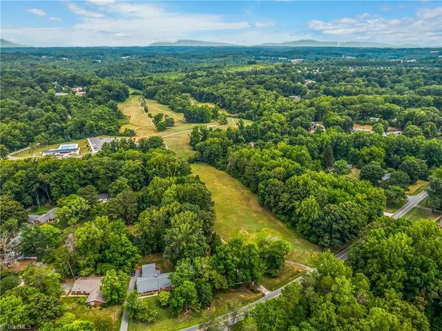 1837 Turfwood Drive, Pfafftown, NC 27040