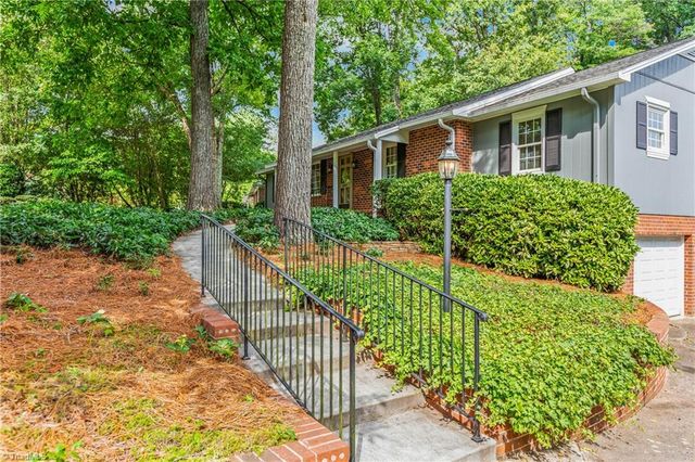 1837 Turfwood Drive, Pfafftown, NC 27040