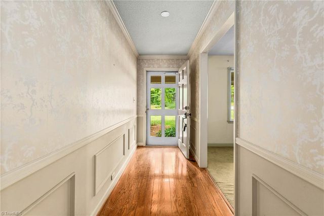 1837 Turfwood Drive, Pfafftown, NC 27040