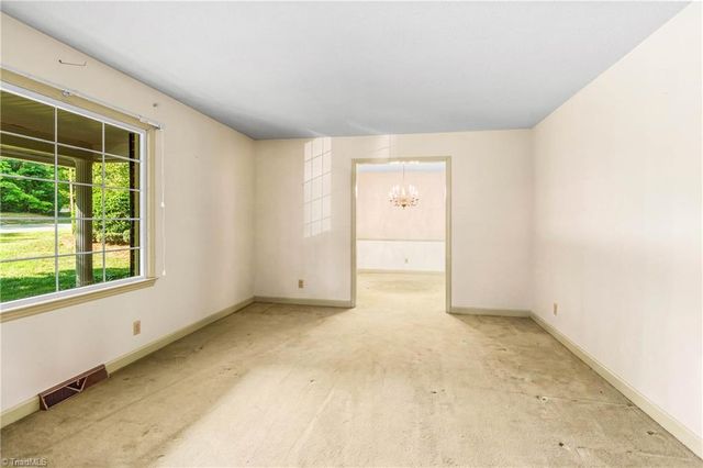 1837 Turfwood Drive, Pfafftown, NC 27040