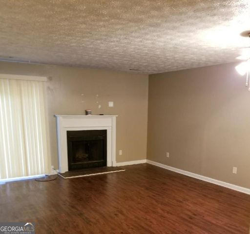 1022 Thornwoode Lane, Stone Mountain, GA 30083