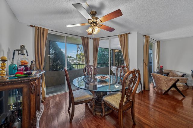 4702 Fountains Drive S, Greenacres, FL 33467
